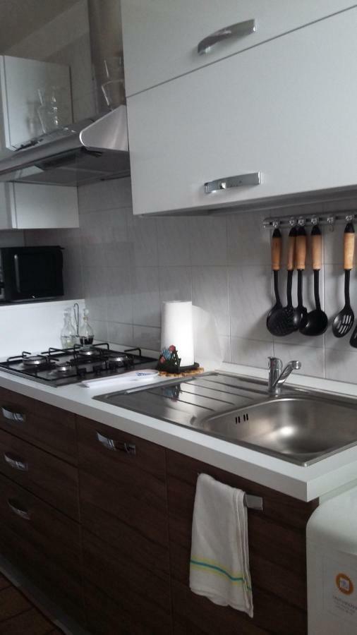 Appartement La Casa Di Nonna Francesca à San Ferdinando di Puglia Extérieur photo